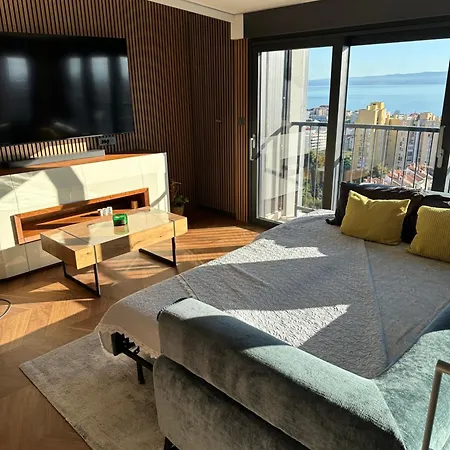 Magic View Penthouse Apartment Split