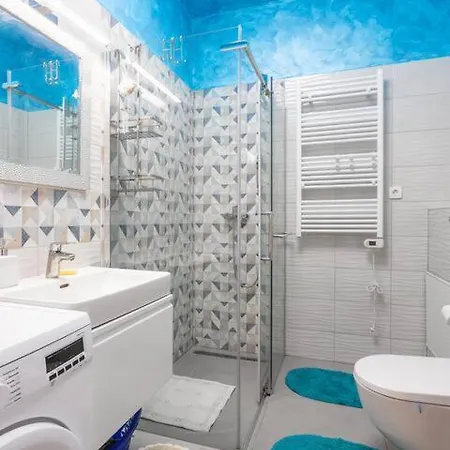 Magic View Penthouse Apartment Split
